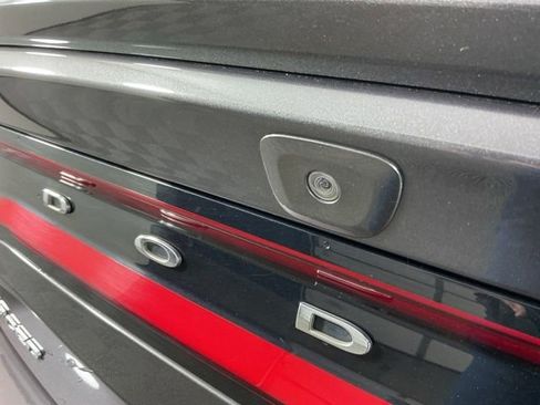 Used 2015 Dodge Charger R/T RWD image 9