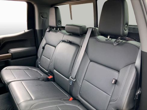 Used 2021 Chevrolet Silverado 1500 LT Trail Boss w/ Convenience Package II AWD/4WD image 21