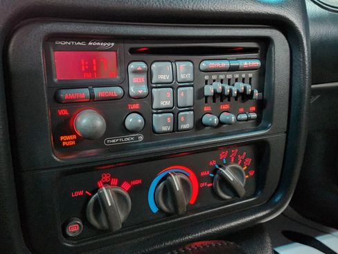 Used 1995 Pontiac Firebird Formula image 31