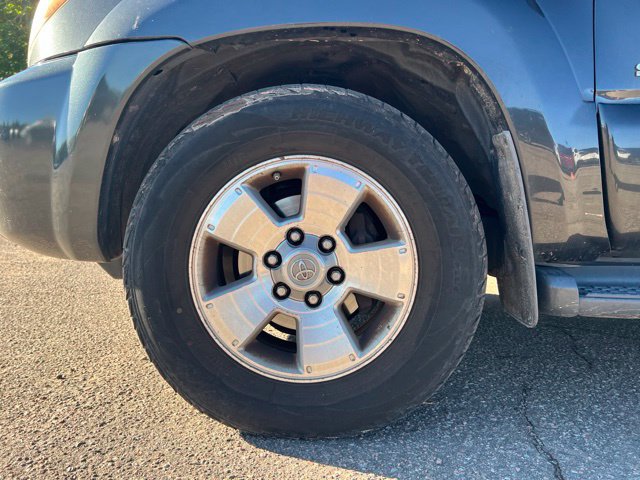 Used 2009 Toyota 4Runner SR5 RWD image 12