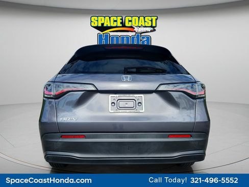 Used 2023 Honda HR-V LX image 4