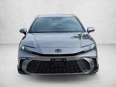 Used 2026 Toyota Camry SE FWD image 2