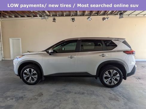 Used 2023 Nissan Rogue SV FWD image 7