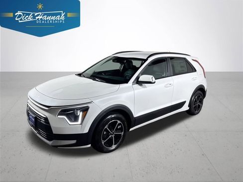 New 2026 Kia Niro EX FWD image 1