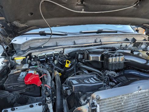 Used 2015 Ford F250 Lariat w/ Lariat Interior Package image 24