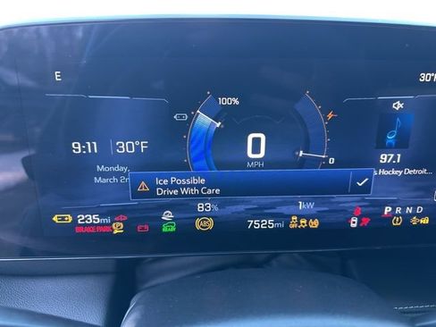 Used 2024 Chevrolet Blazer EV LT image 17