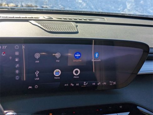 Used 2025 Buick Enclave Preferred image 23