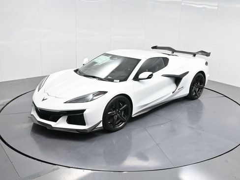 New 2025 Chevrolet Corvette Z06 w/ Z07 Performance Package RWD image 39