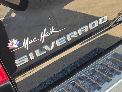 Used 2024 Chevrolet Silverado 2500 LT w/ Texas Edition image 30