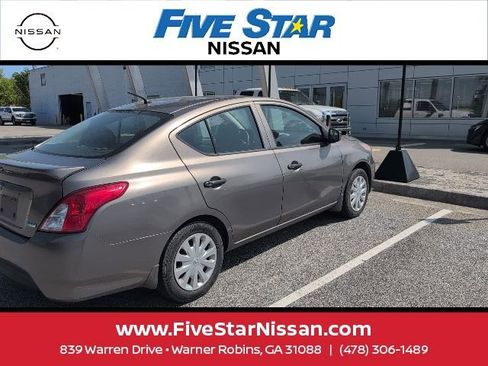Used 2016 Nissan Versa S Plus image 10