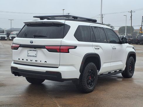 Used 2023 Toyota Sequoia TRD Pro AWD/4WD image 9