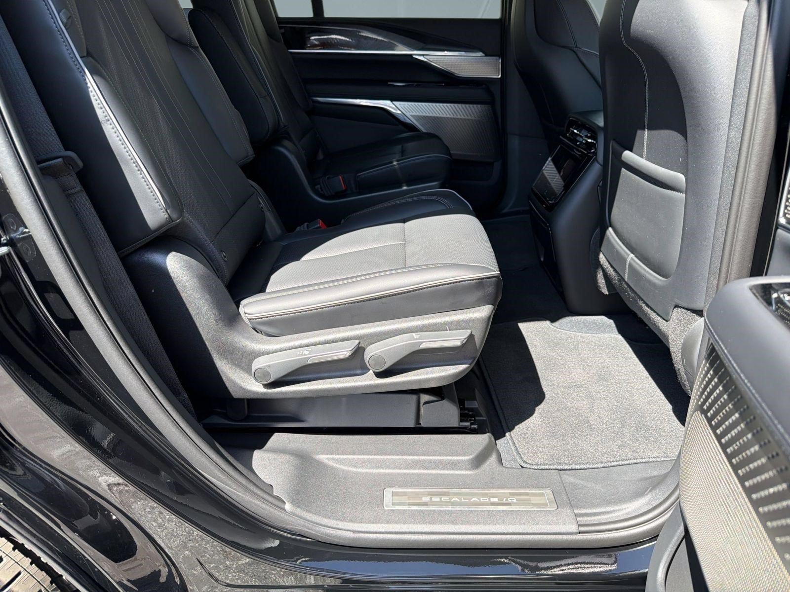 New 2026 Cadillac Escalade IQ Sport 2 AWD/4WD image 30
