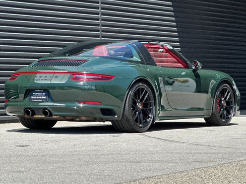 Certified 2019 Porsche 911 Targa 4 GTS AWD/4WD image 8