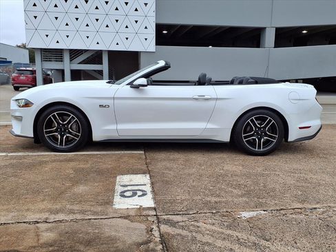 Used 2019 Ford Mustang GT Premium image 19