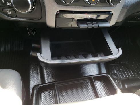 Used 2024 RAM 1500 Tradesman image 26