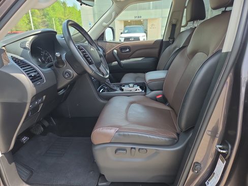 Used 2022 INFINITI QX80 Premium Select w/ All-Season Package image 5