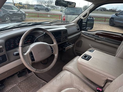 Used 2000 Ford F250 Lariat image 21