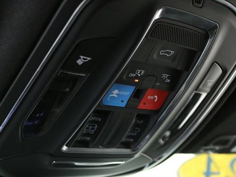 Used 2024 Jeep Grand Cherokee Altitude AWD/4WD image 22