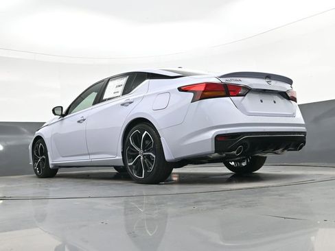 New 2026 Nissan Altima 2.5 SR FWD image 40
