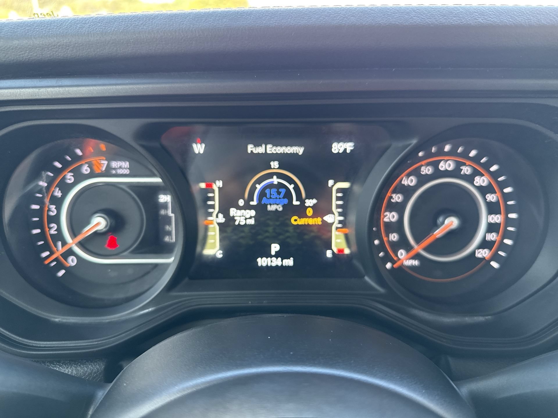 Used 2025 Jeep Gladiator Sport AWD/4WD image 10