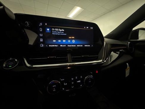 New 2026 Chevrolet Trax RS w/ Sunroof Package FWD image 16