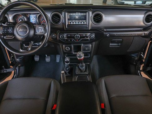 Used 2022 Jeep Wrangler Unlimited Sport AWD/4WD image 36