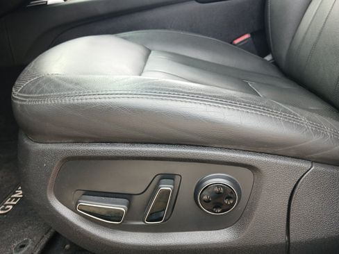 Used 2018 Genesis G80 3.8 w/ Option Group 02 AWD/4WD image 11