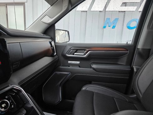 Used 2024 GMC Sierra 1500 Denali w/ Technology Package AWD/4WD image 24