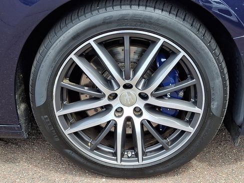 Used 2018 Maserati Ghibli S GranLusso AWD/4WD image 8