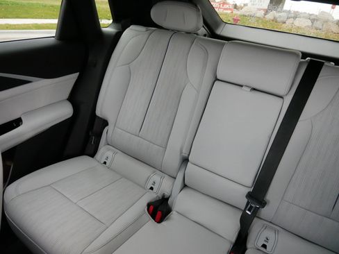 New 2026 Cadillac Lyriq Premium Luxury image 10