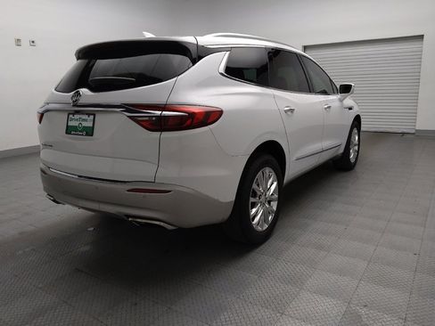 Used 2020 Buick Enclave Essence image 9