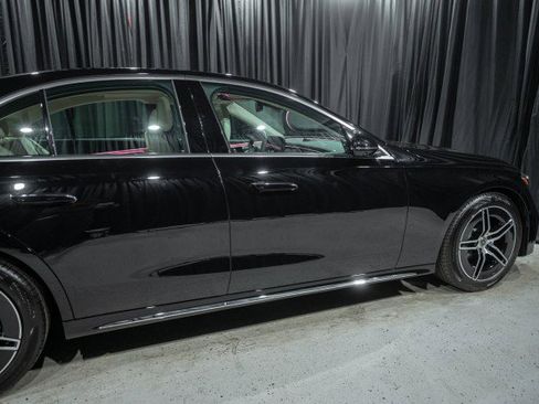 New 2025 Mercedes-Benz E 350 Sedan image 4