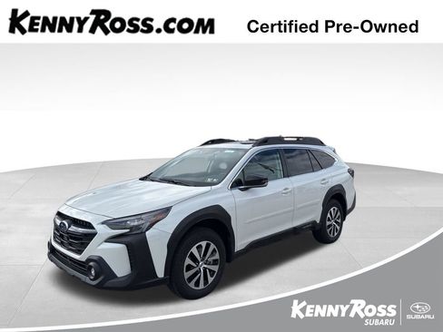 Used 2025 Subaru Outback Premium image 1