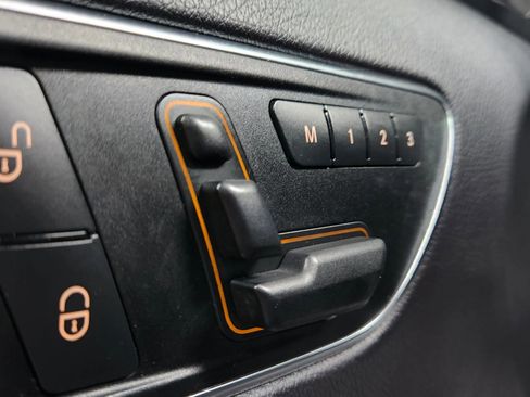 Used 2015 Mercedes-Benz GLA 250 GLA 250 4MATIC Sport Utility 4 image 10