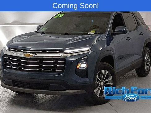 Used 2025 Chevrolet Equinox LT FWD image 6