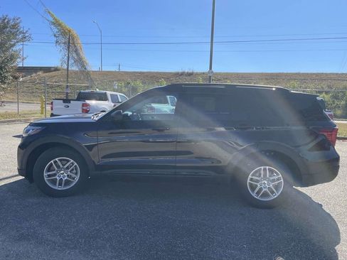 New 2026 Ford Explorer Active w/ Active Comfort Package RWD image 6