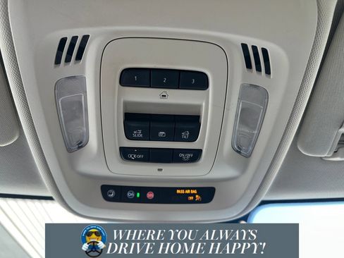 Used 2021 Buick Envision Avenir w/ Technology Package II FWD image 14