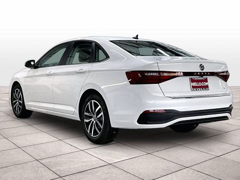 New 2026 Volkswagen Jetta SE image 3