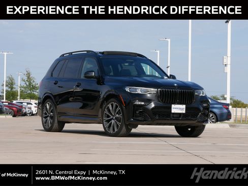 Used 2022 BMW X7 M50i AWD/4WD image 1