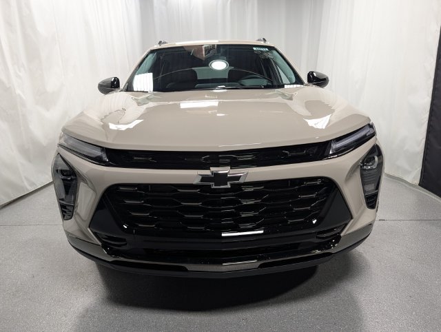 New 2026 Chevrolet Trax ACTIV w/ Driver Confidence Package FWD image 8
