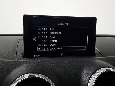 Used 2019 Audi A3 2.0T Premium image 18