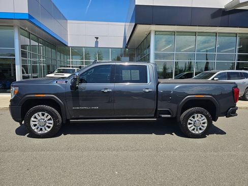 Used 2022 GMC Sierra 2500 Denali w/ Denali Ultimate Package AWD/4WD image 2