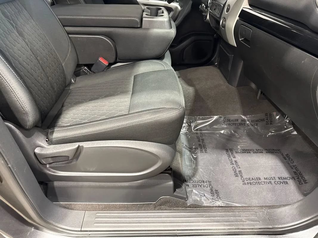 Used 2019 Nissan Titan SV AWD/4WD image 73