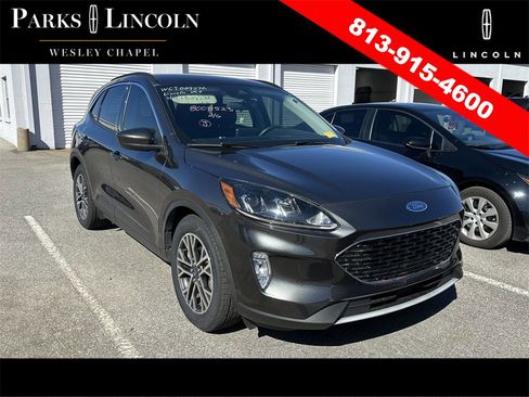 Used 2020 Ford Escape SEL image 6