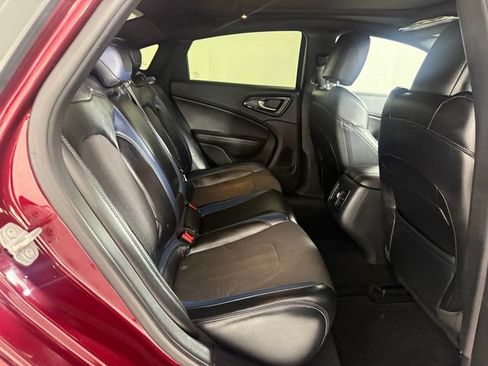 Used 2015 Chrysler 200 S w/ Navigation & Sound Group I FWD image 17