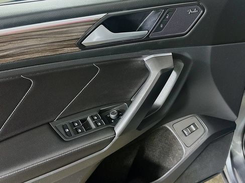 Used 2023 Volkswagen Tiguan SEL R-Line AWD/4WD image 23