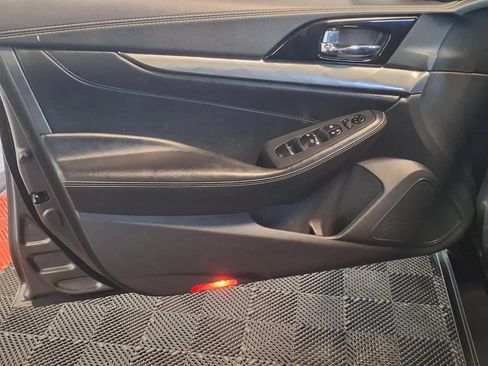 Used 2020 Nissan Maxima 3.5 SV w/ Floor Mat Group FWD image 15