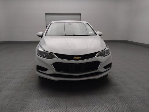 Used 2018 Chevrolet Cruze LS image 14