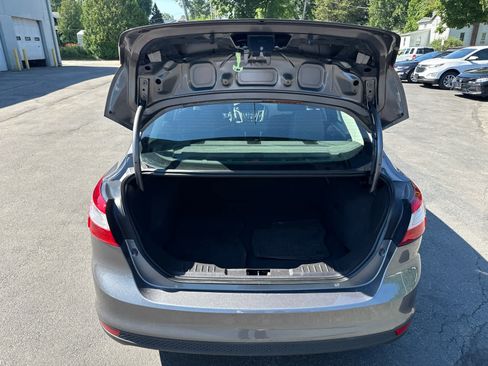 Used 2014 Ford Focus SE FWD image 15
