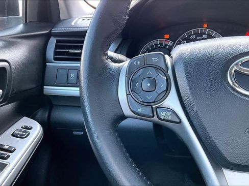 Used 2012 Toyota Camry SE image 23